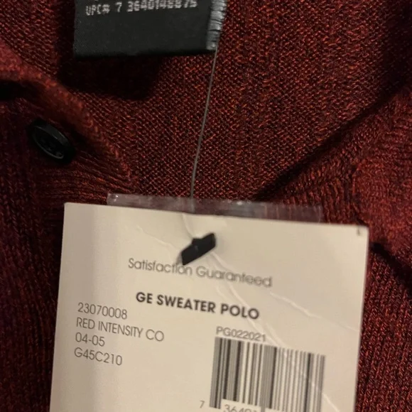 Maroon sweater size small - Picture 3 of 5